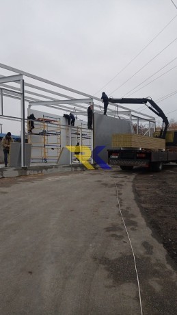 montaz-sendvic-panelei-metalokonstrukcii-proflist-big-0