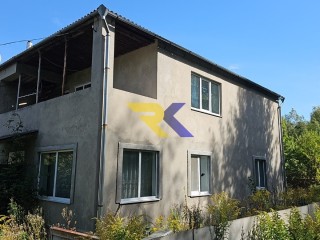 Будинок поруч з лісом - 69 км до столиці