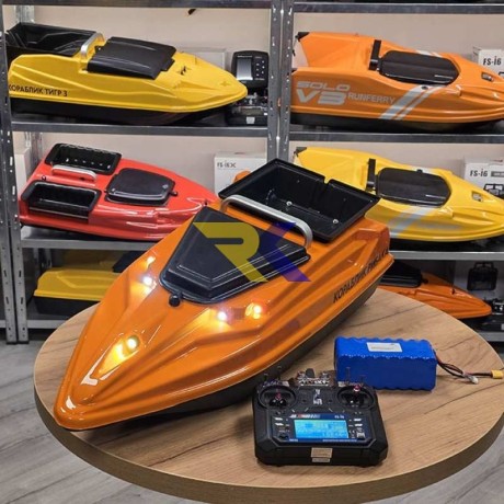 korabliki-dlia-ribolovli-z-gps-avtopilotom-big-1