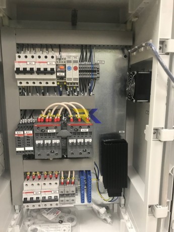 sborka-elektriceskix-shhitov-s-nuznymi-parametrami-ustanovka-garantiia-big-0