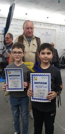 simeinii-vidpocinok-u-kijevi-strilba-z-luka-dlia-ditei-big-3