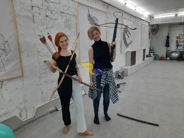 kudi-piti-z-druziami-v-kijevi-strilba-z-luka-v-klubi-lucnik-big-3